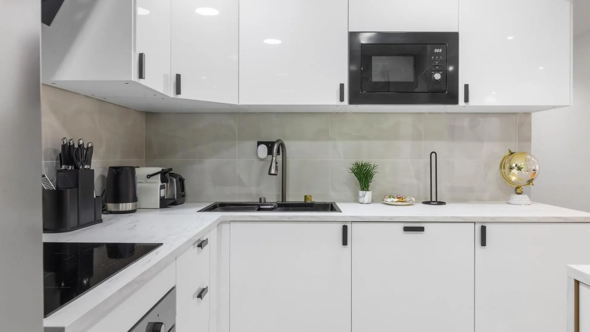 Apartment 2Br Marina View - Beach Access - Sleeps 8 In Jbr Dubai