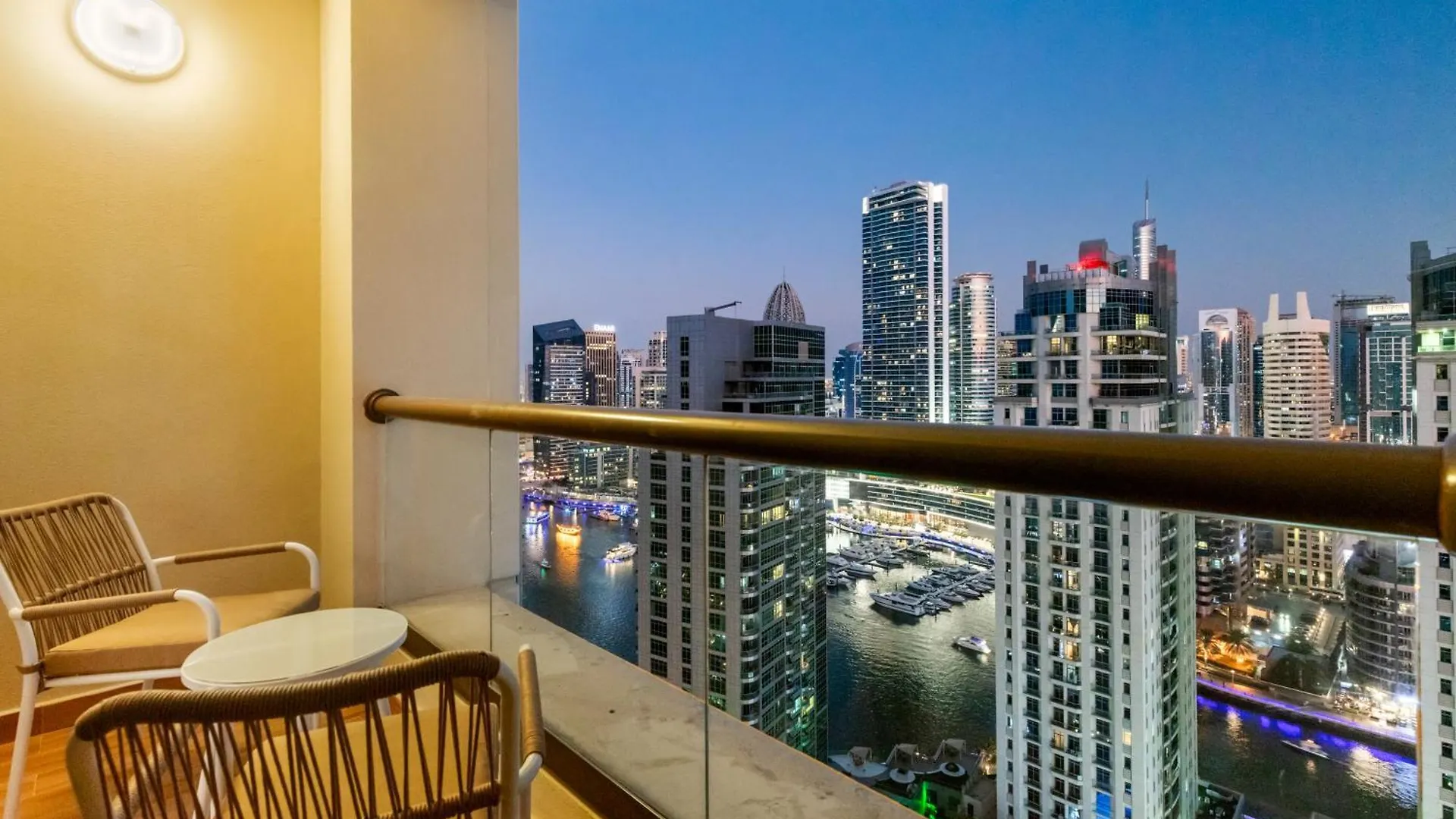 2Br Marina View - Beach Access - Sleeps 8 In Jbr Dubai Apartment